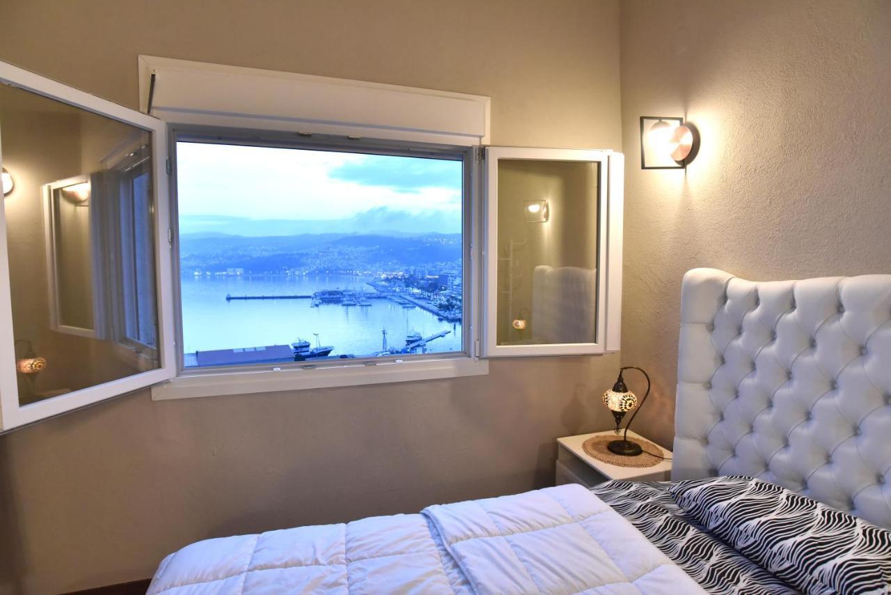 Apartamento Golden Sea View - Old Town Kavala Exterior foto